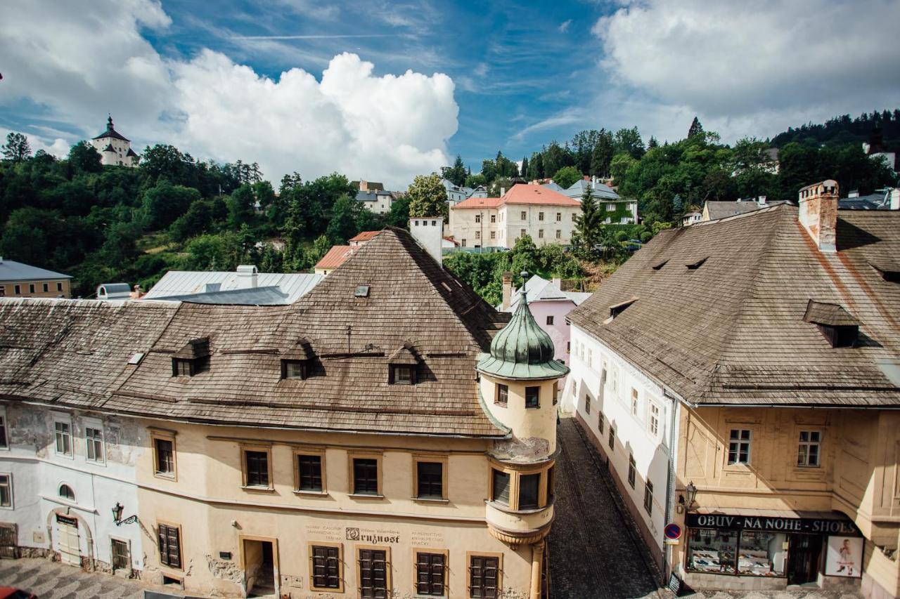 Boutique Apartments Banská Štiavnica エクステリア 写真