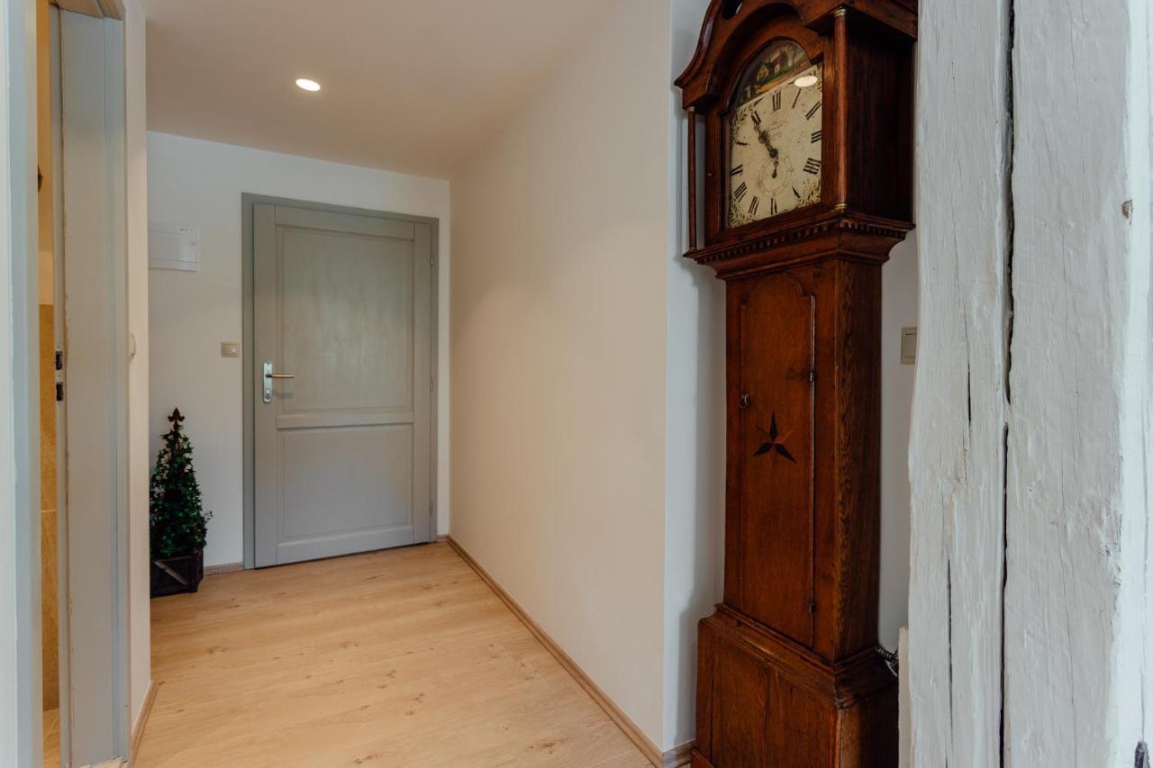 Boutique Apartments Banská Štiavnica エクステリア 写真