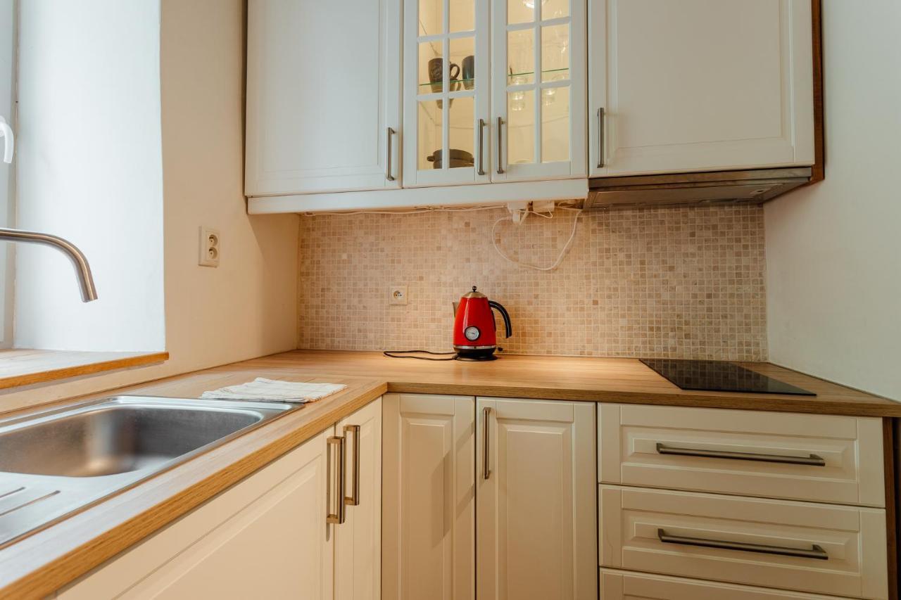Boutique Apartments Banská Štiavnica エクステリア 写真