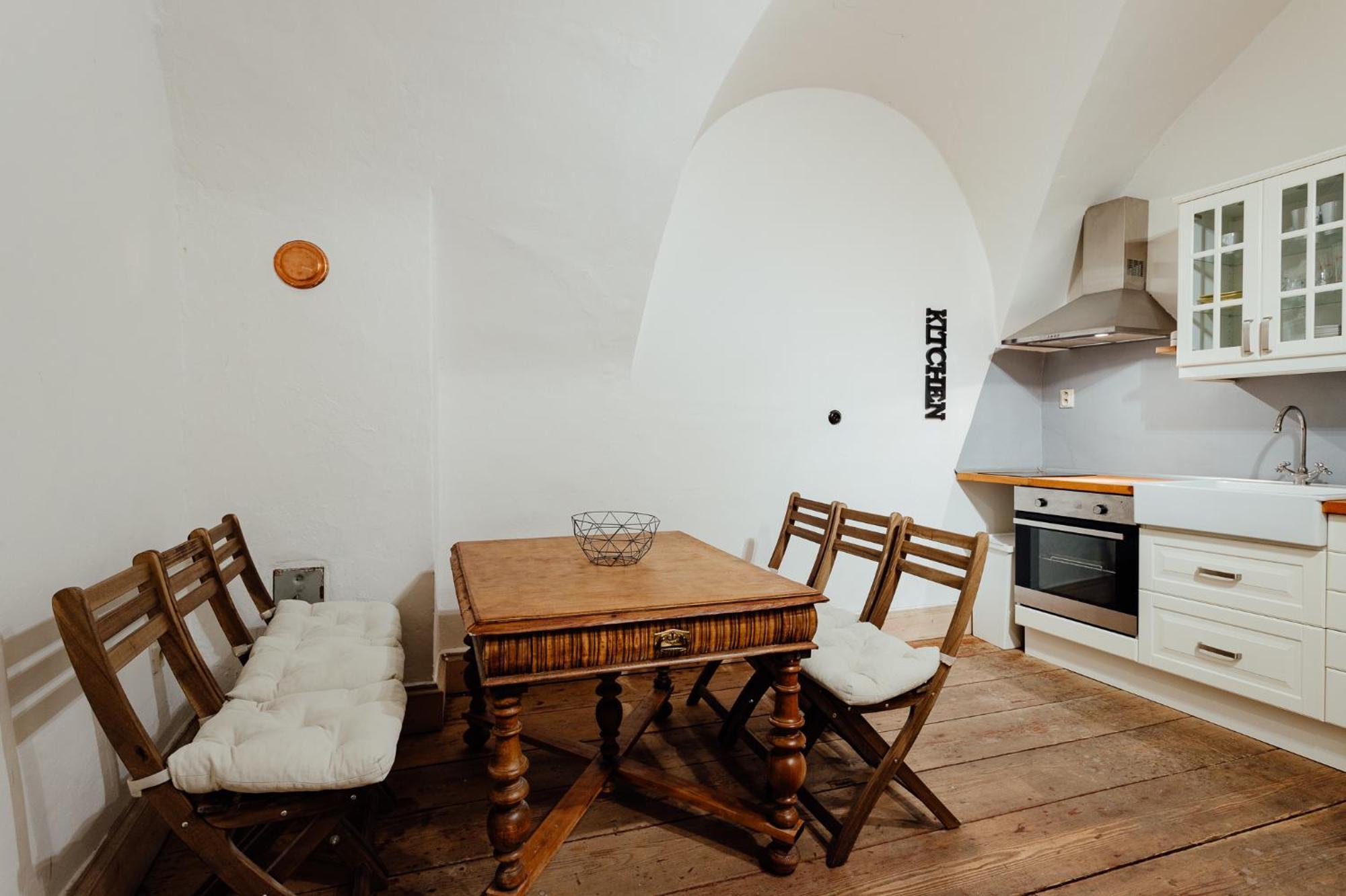 Boutique Apartments Banská Štiavnica エクステリア 写真
